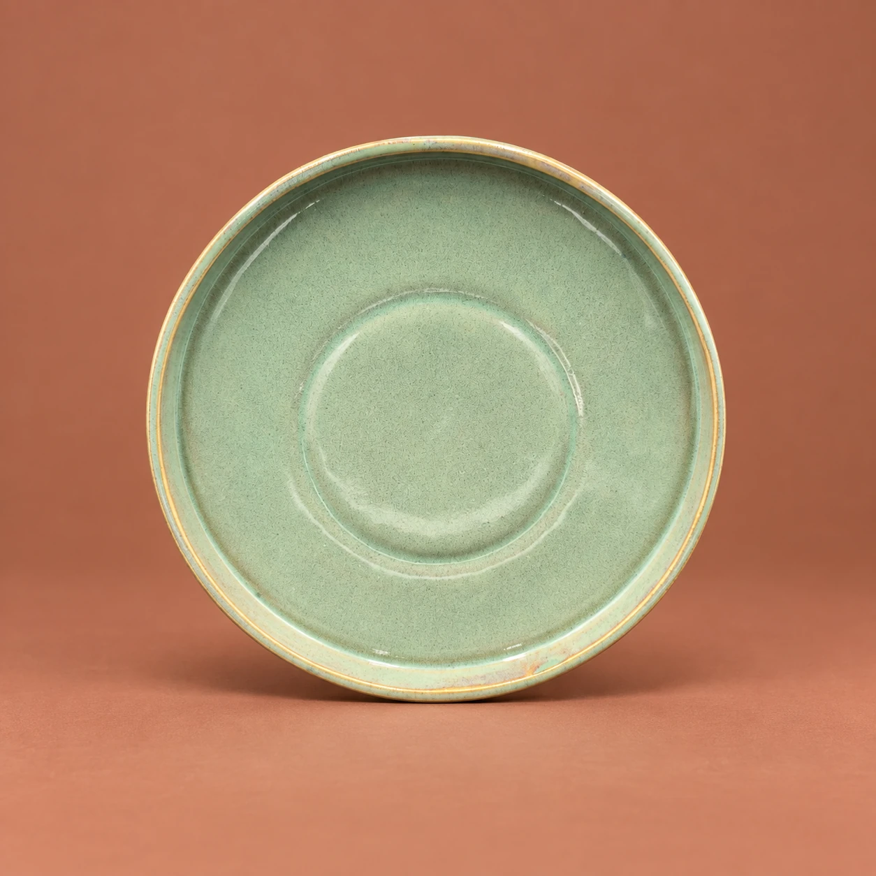 Plato · verde celadón