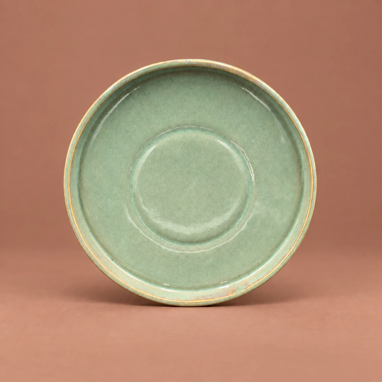 Plato · verde celadón, detalle 2