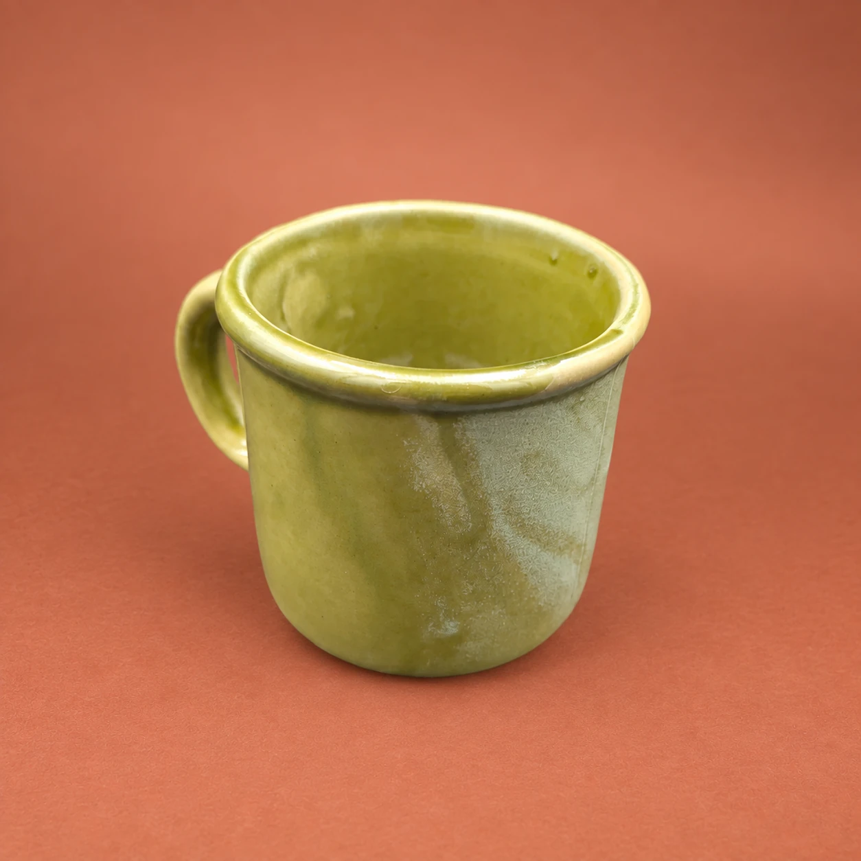 Taza · verde y amarillo