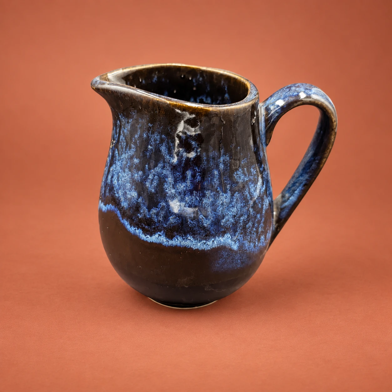 Jarra · azul y negro, vista principal